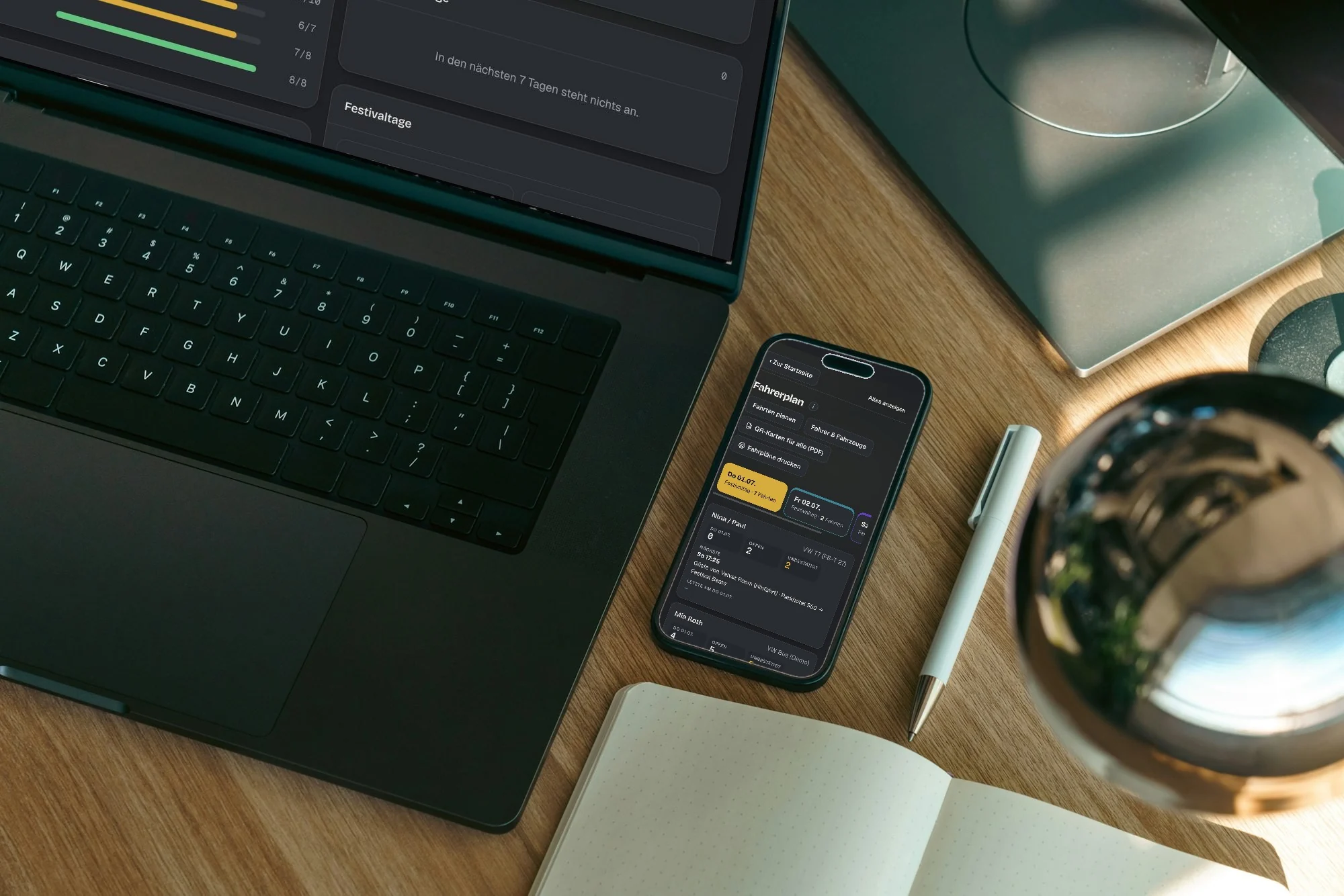 Festival Backoffice auf Laptop und Handy
